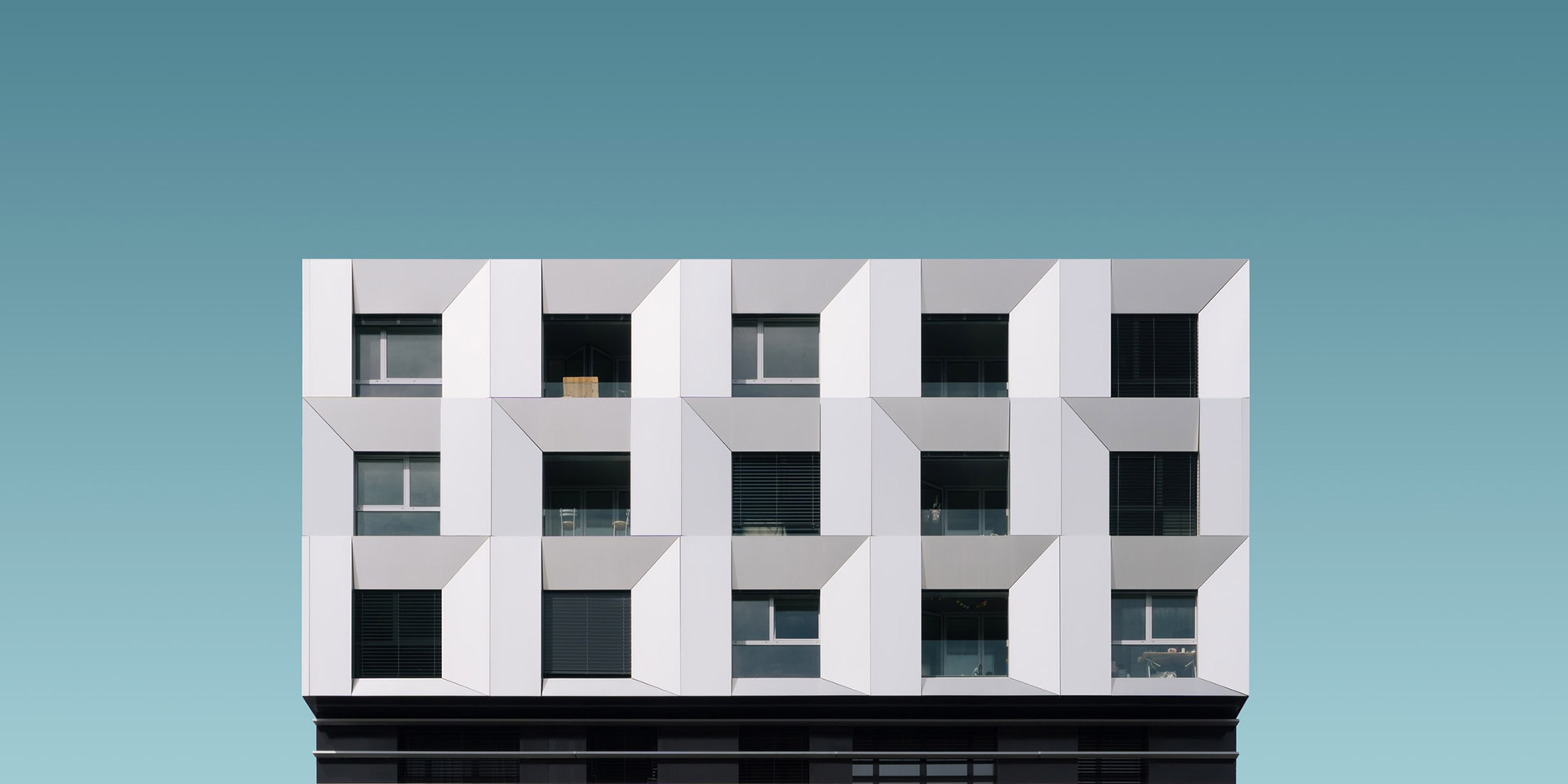 Facade © Pierre Châtel-Innocenti (Unsplash @chatelp)